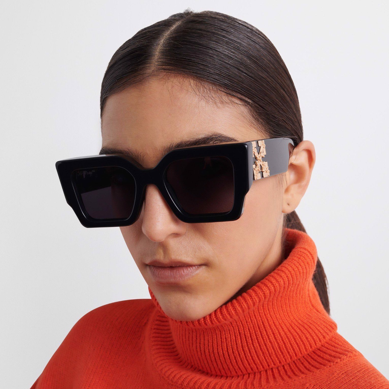 Kinh Off-White Catalina 'Black' OERI003Y21PLA0011007