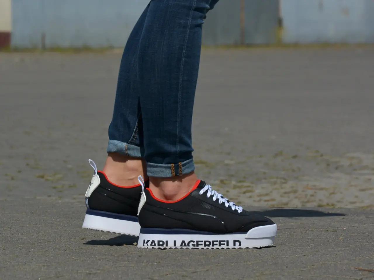 Giay Puma Roma Amor Karl 'Black' 370056-01
