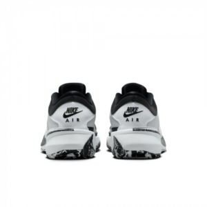 Giay Nike Zoom Freak 5 'Oreo' DX4985-101