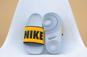 Dep Nike Offcourt 'Grey Yellow' BQ4639-701