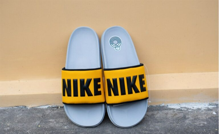 Dep Nike Offcourt 'Grey Yellow' BQ4639-701