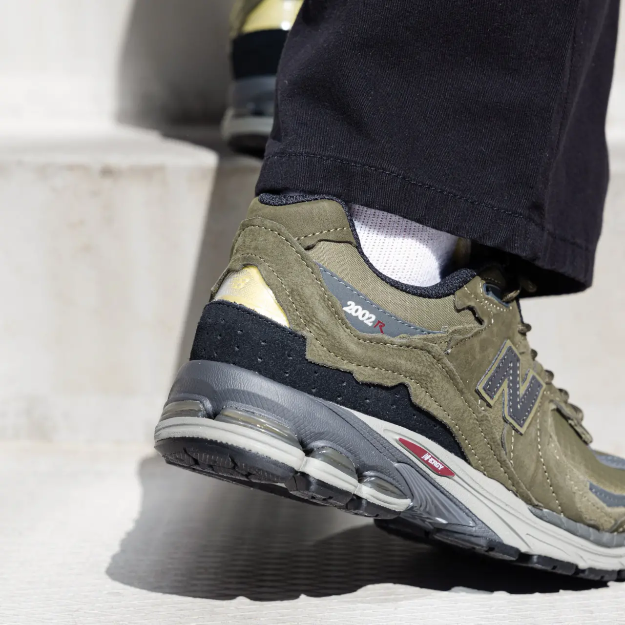 Giay New Balance 2002R 'Protection Dark Moss' M2002RDN