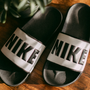 Dep Nike Offcourt Slide 'Black Summit White' BQ4632-011