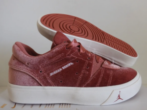 Giay Nike Air Jordan Series.05 SE Low 'Rose Velvet' DZ7737-600