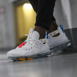Giay Nike Air VaporMax D/MS/X 'Off White' AT8179-100