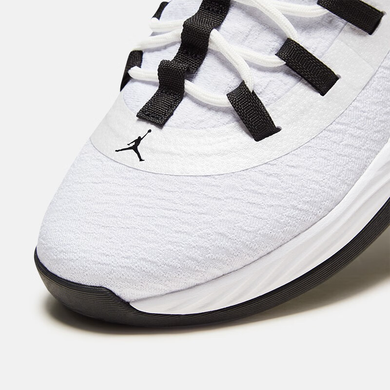 Giay Nike Air Jordan Ultra Fly 2 Low 'White Black' AH8110-100