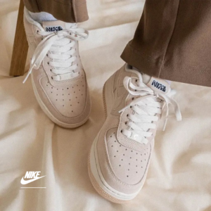 Giay Nike Air Force 1 Low '07 'Sanddrift Gum Fleece' DQ7583-001