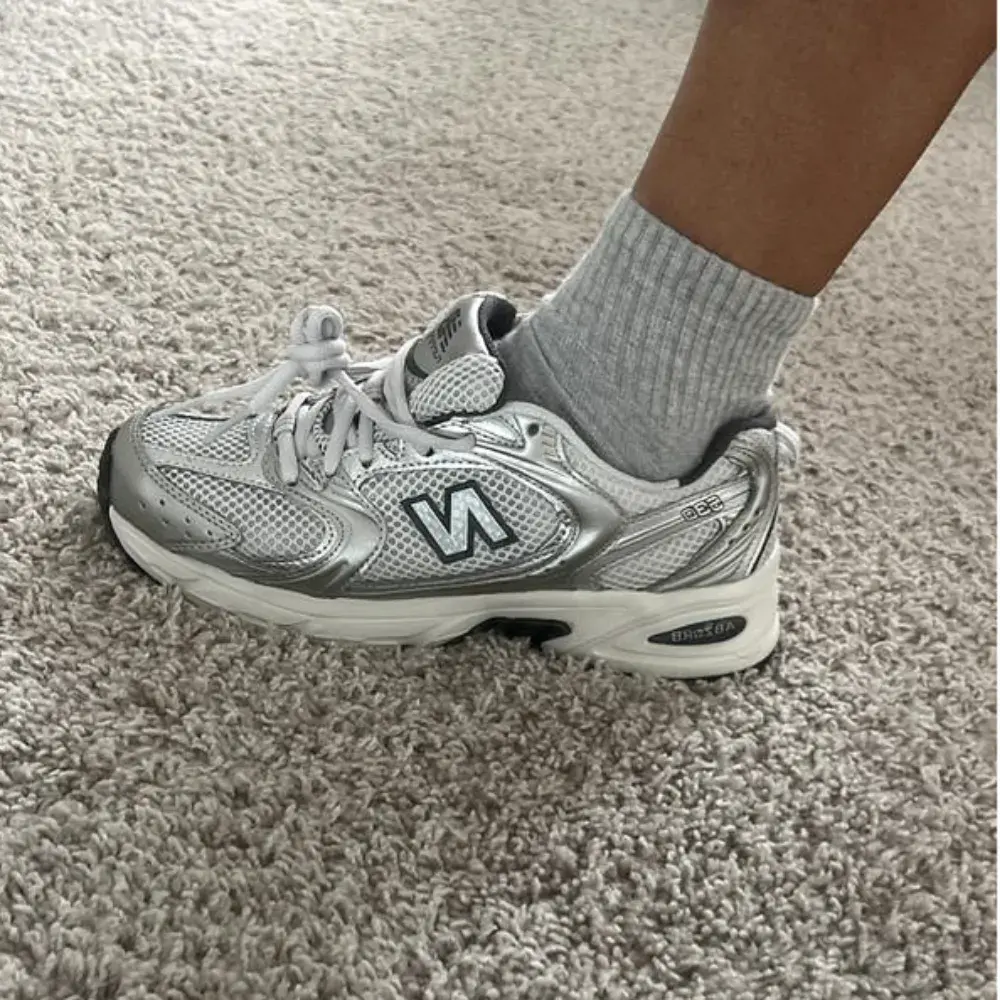 Giay New Balance 530 'Silver Metallic' MR530LG