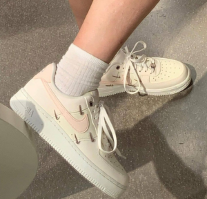 Giay Nike Air Force 1 Low 'Rose Gold' FV8110-181