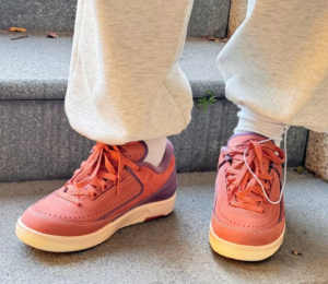 Giay Nike Air Jordan 2 Retro Low 'Sky J Orange' DX4401-800