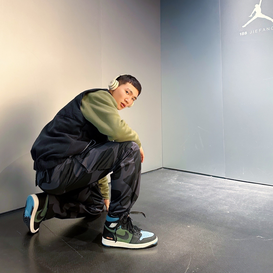 Giay Nike Air Jordan 1 Element Gore-Tex 'Noise Aqua And Light Olive' DB2889-003