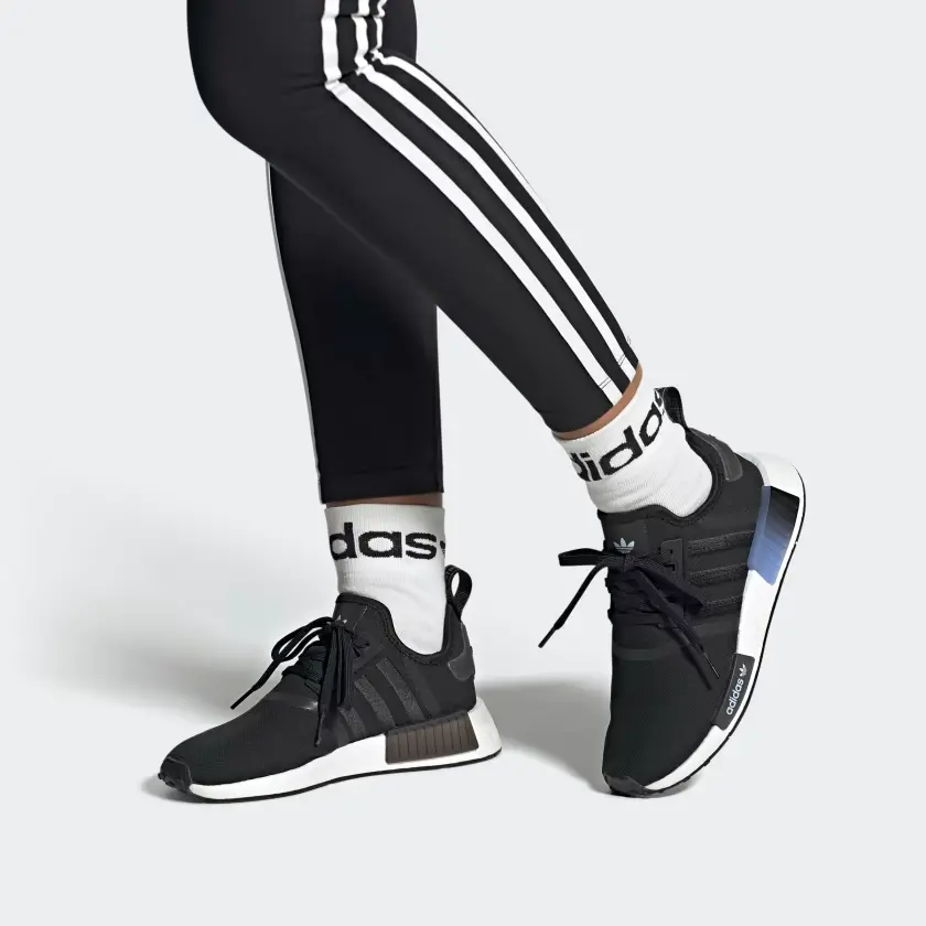 Giay Adidas NMD_R1 'Black Blue' HQ4247