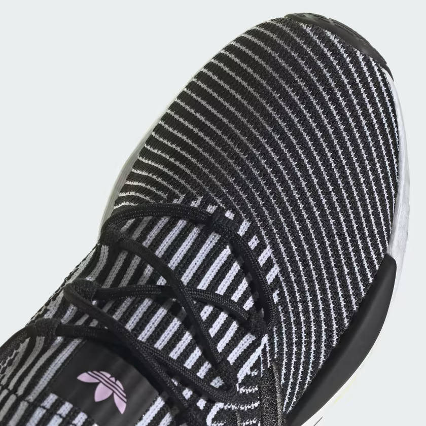 Giay Adidas NMD_W1 'Black' IE9594