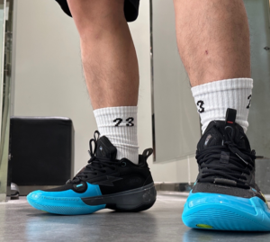 Giay Lining Way Of Wade 10 Low 'Wind And Fire' ABAS165-1