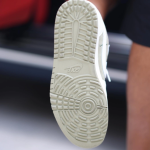 Giay Nike Air Jordan 1 Retro Low Golf 'Travis Scott' FZ3124-200