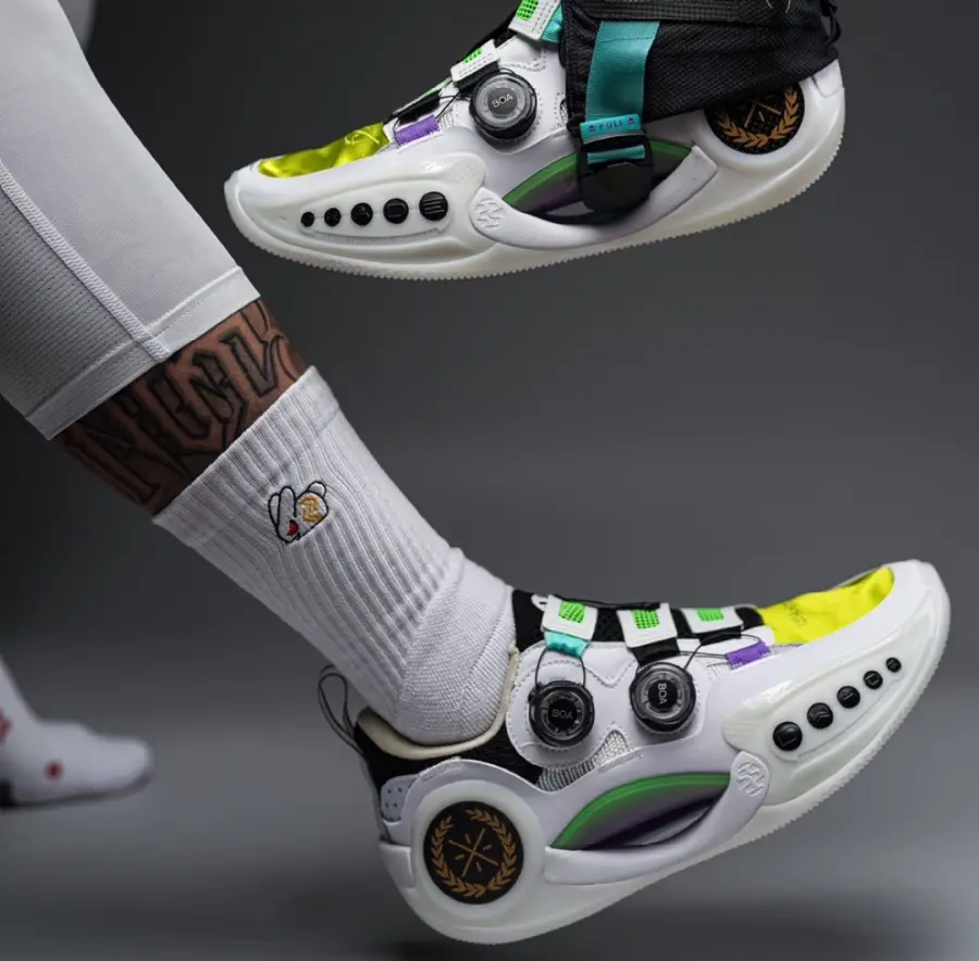 Giay Lining Way Of Wade 9 'White' ABES003-4