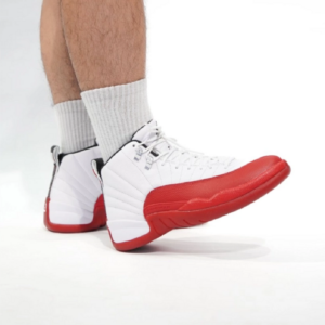 Giay Nike Air Jordan 12 Retro 'Cherry' CT8013-116