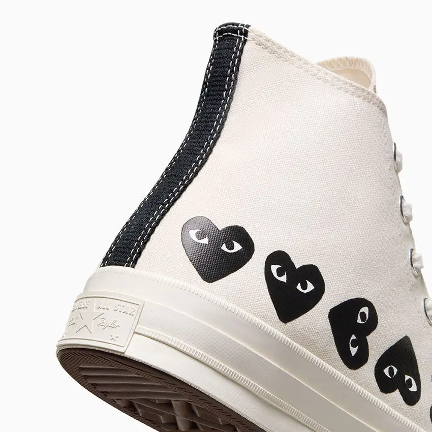 Giay Converse x Play Comme des Garcons Chuck 70 Hi 'Multi Heart Egret' A08148C