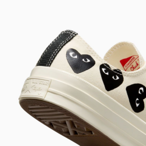 Giay Converse x Comme des Garcons Chuck 70 'Ox Multi Heart Egret' A08150C