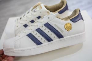 Giay Adidas Superstar 'Valentine's Day 2023 Navy' IE6977