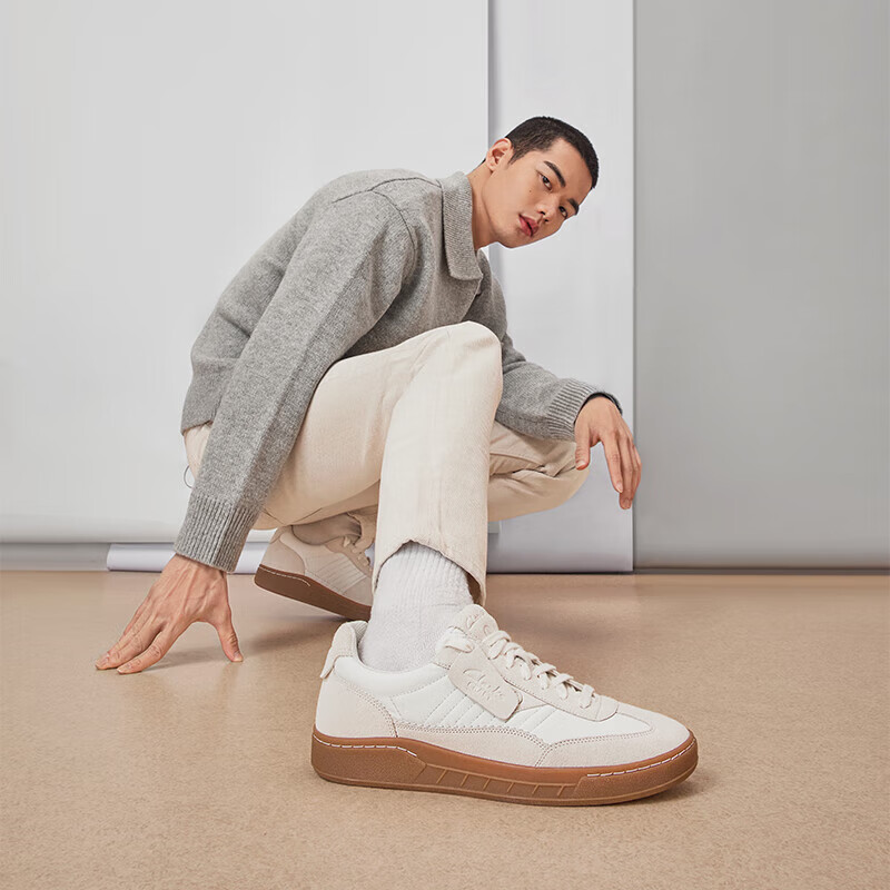 Giay Clarks Le Yi Dong 'White' 261703017