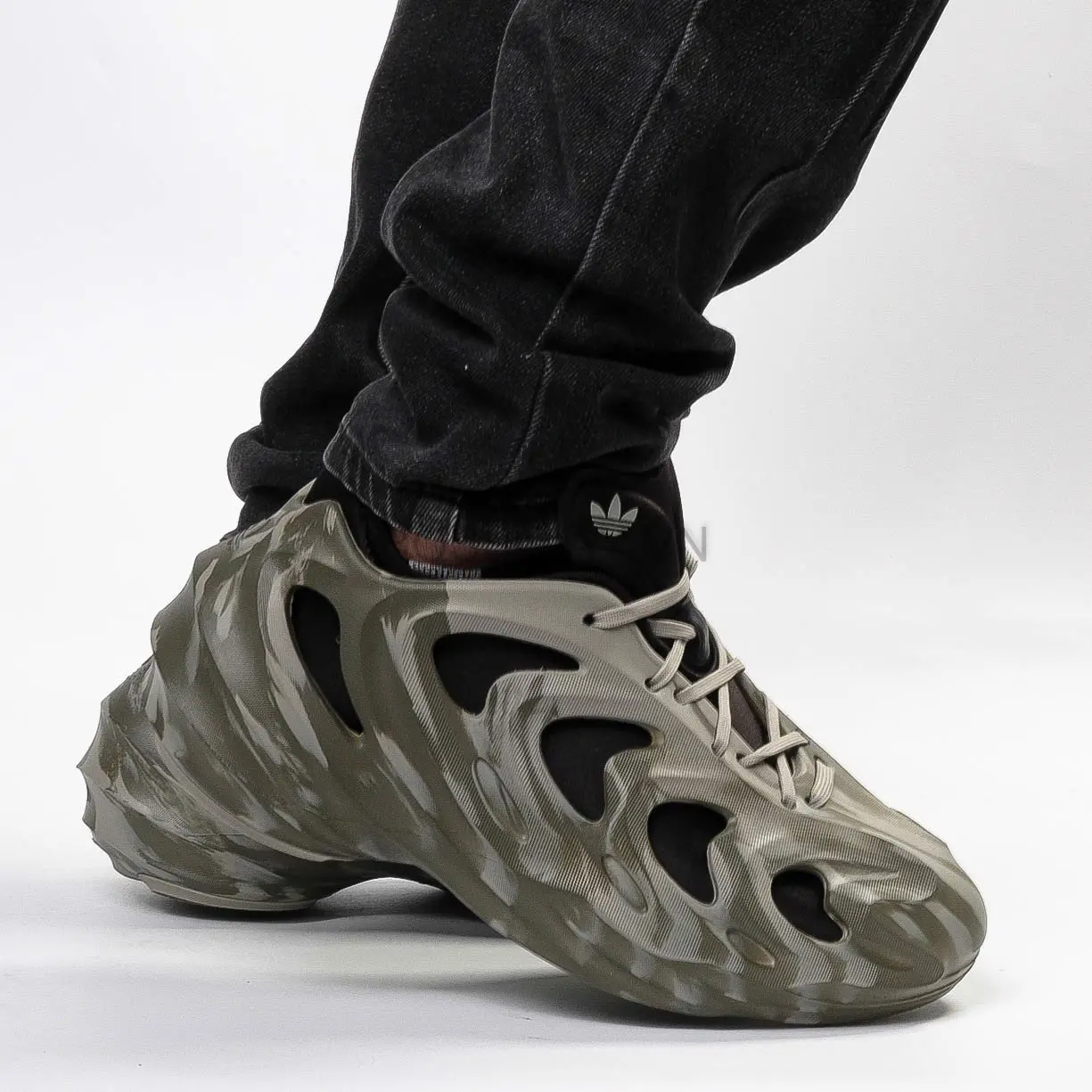 Giay Adidas adiFOM Q 'Olive Strata' GW2218