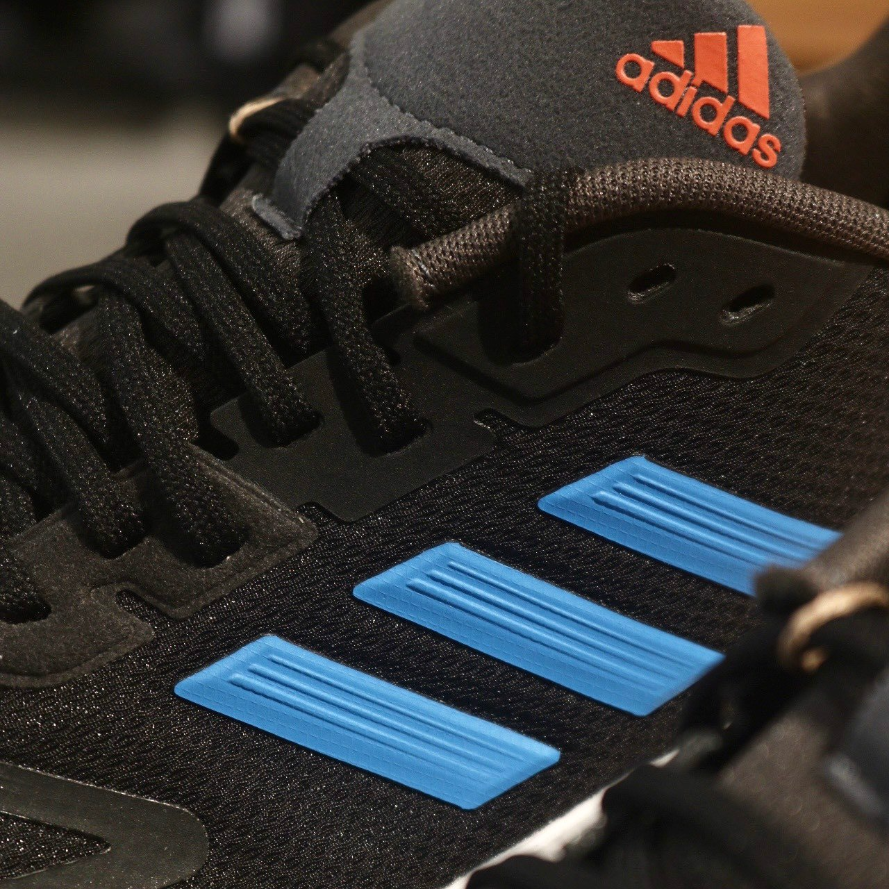 Giay Adidas Duramo 10 'Black Blue' GW4075