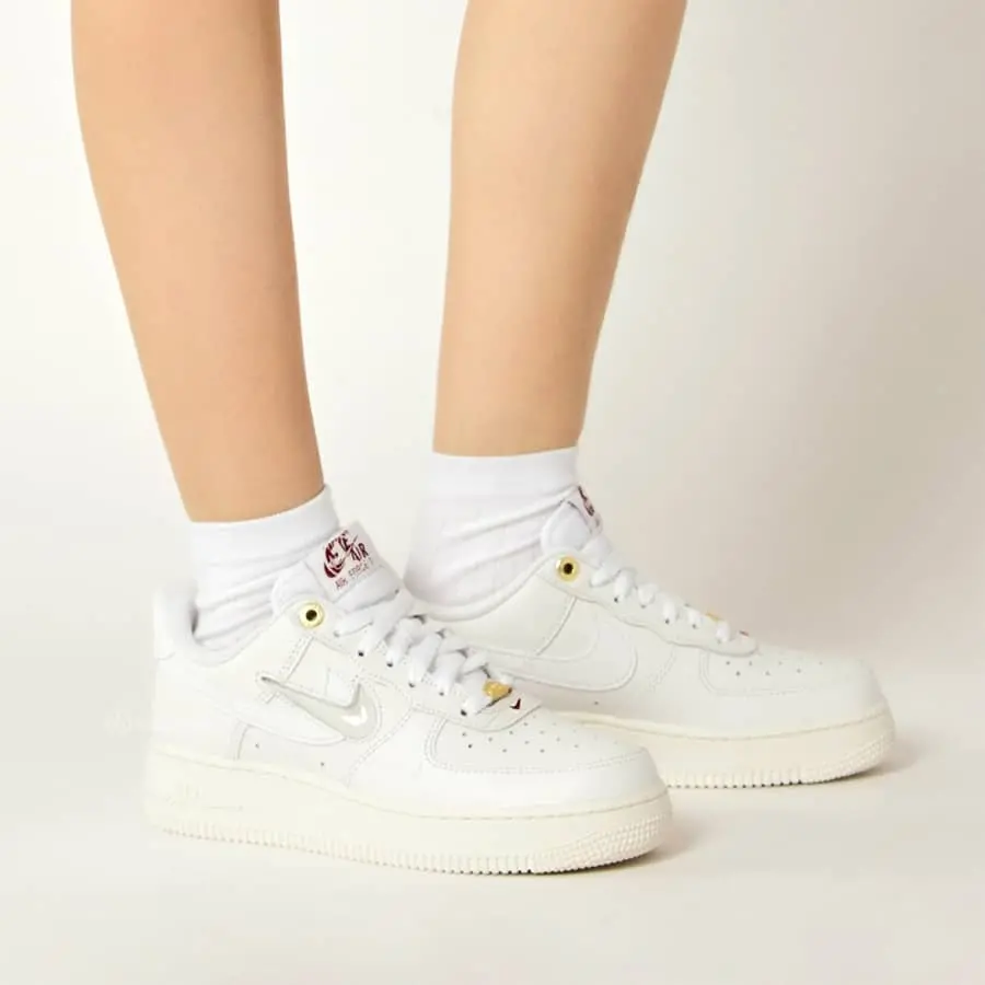 Giay Nike Air Force 1 Low 'Jewel' DZ5616-100