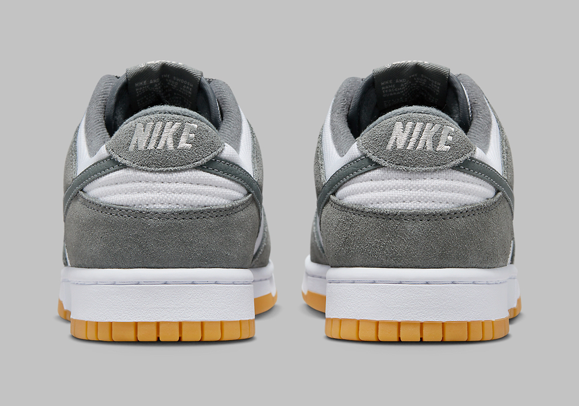 Giay Nike Dunk Low 'Reflective Grey' FV0374-100