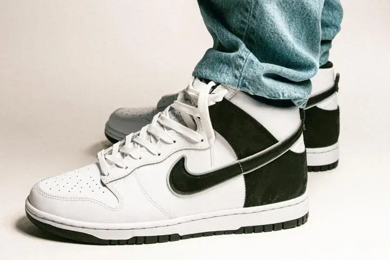 Giay Nike Dunk High Retro SE 'White Black Camo' DD3359-100