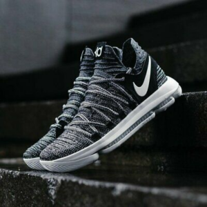 Giay Nike KD 10 'Oreo' 897815-001