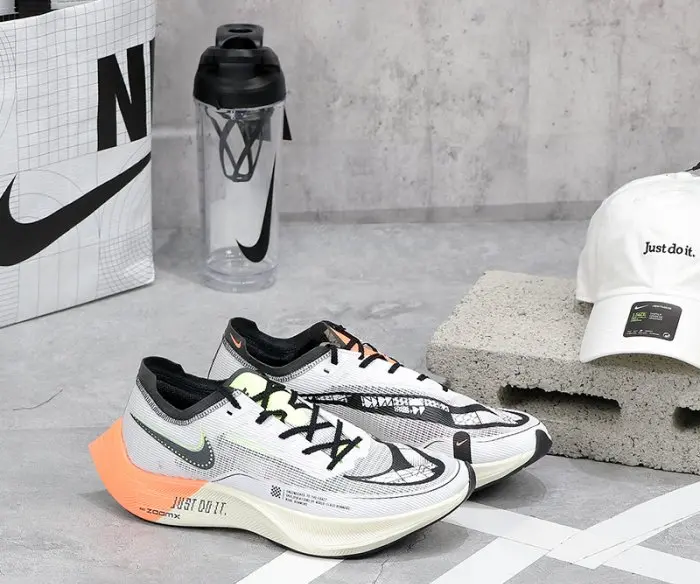 Giay Nike Air ZoomX Vaporfly Next 2 'Coconut Milk' FB1848-101