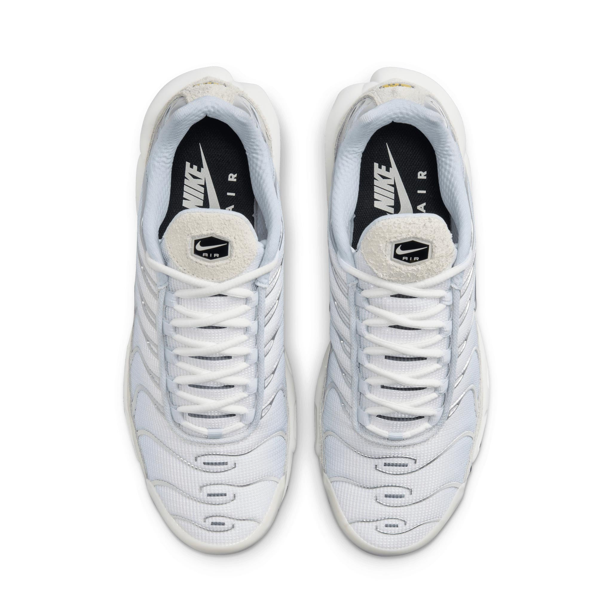 Giay Nike Air Max Plus 'Sail Pure Platinum Silver' FN7813-001