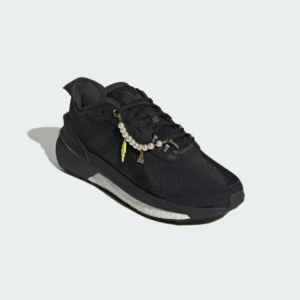 Giay Adidas Avryn 'Black' IF8189