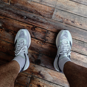 Giay Adidas Adizero Boston 11 'White Night' GY8407