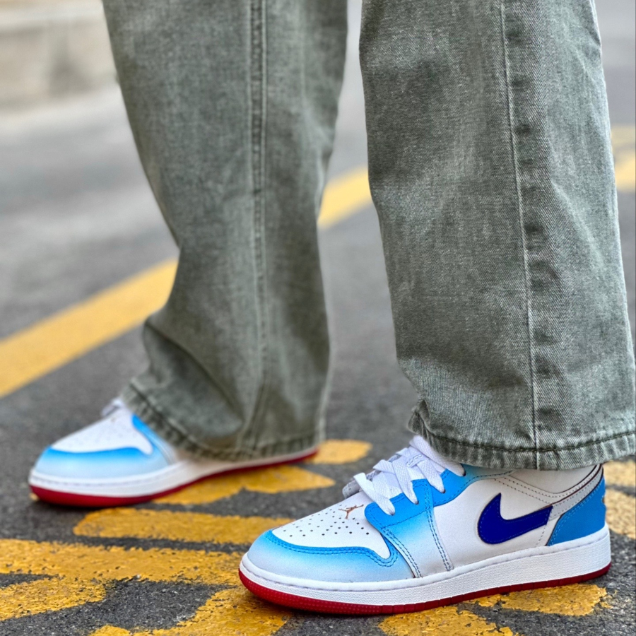 Giay Nike Air Jordan 1 Low 'Blue Gradient' FN8895-141