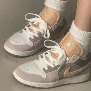 Giay Nike Air Jordan 1 Low Craft 'Taupe Haze' DZ4465-200