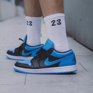 Giay Nike Air Jordan 1 Low GS 'University Blue' 553560-041