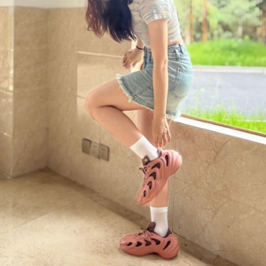 Giay Adidas adiFOM Q 'Clay Strata Earth Strata' IE4701