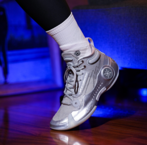 Giay Lining Way Of Wade 10 x AAPE '10th Anniversary' ABAS175-1