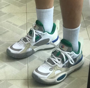 Giay Lining Wade All City 10 V1 'White Grey' YKBS060-9