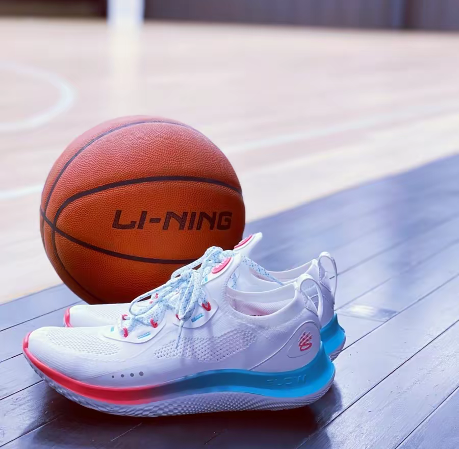 Giay Under Armour Curry Flow Go 'White Daiquiri' 3025936-103