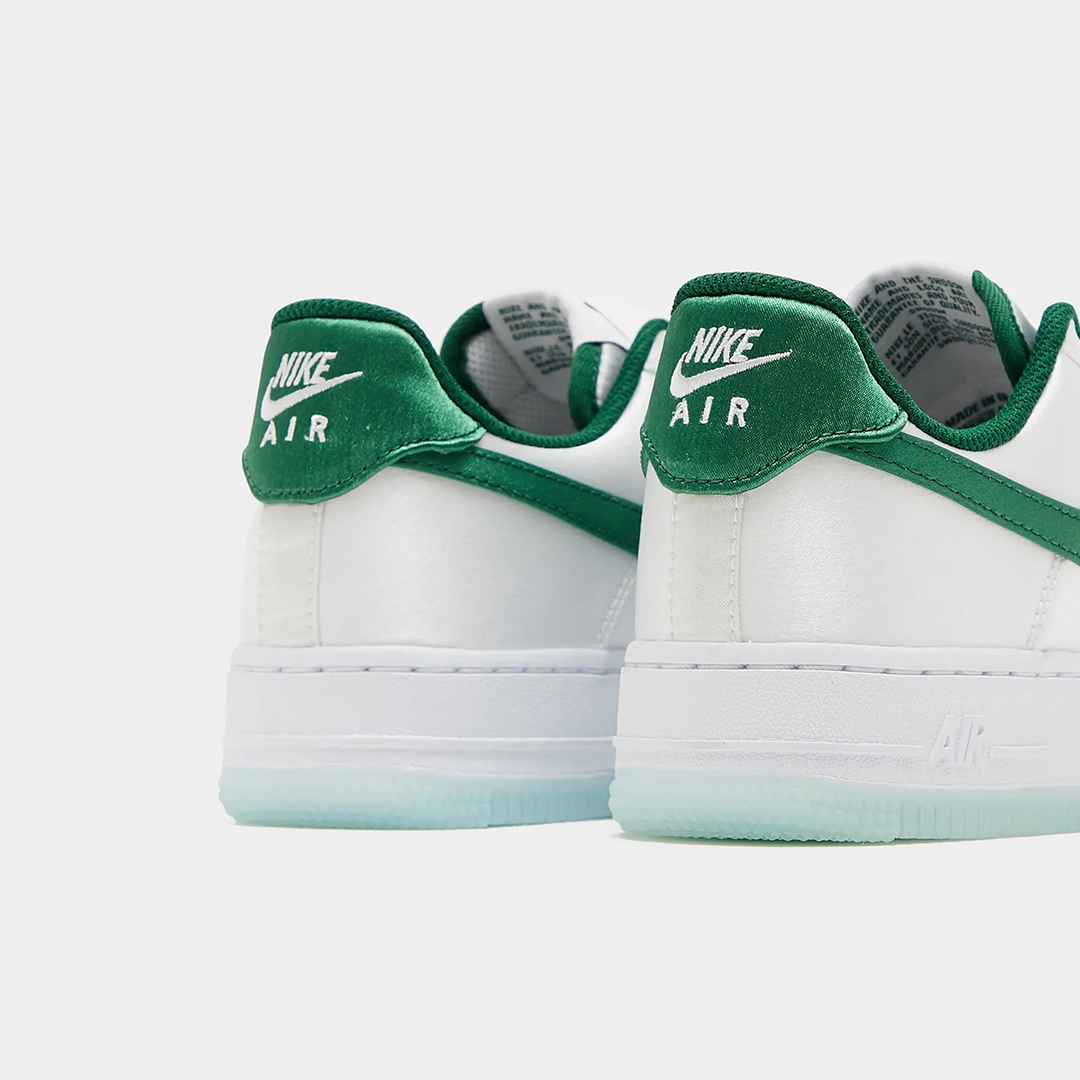 Giay Nike Air Force 1 '07 'Satin Green' DX6541-101