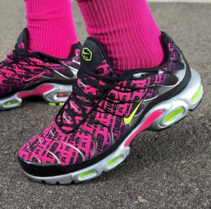Giay Nike Air Max Plus Mercurial XXV 'Hyper Pink And Volt' FJ4883-001