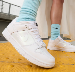 Giay Nike Dunk Low ‘Just Do It’ FD8683-100