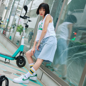 Giay Nike Air Force 1 '07 'Satin Green' DX6541-101