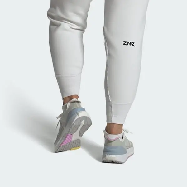 Giay Adidas Avryn 'White Wonder' IG0645