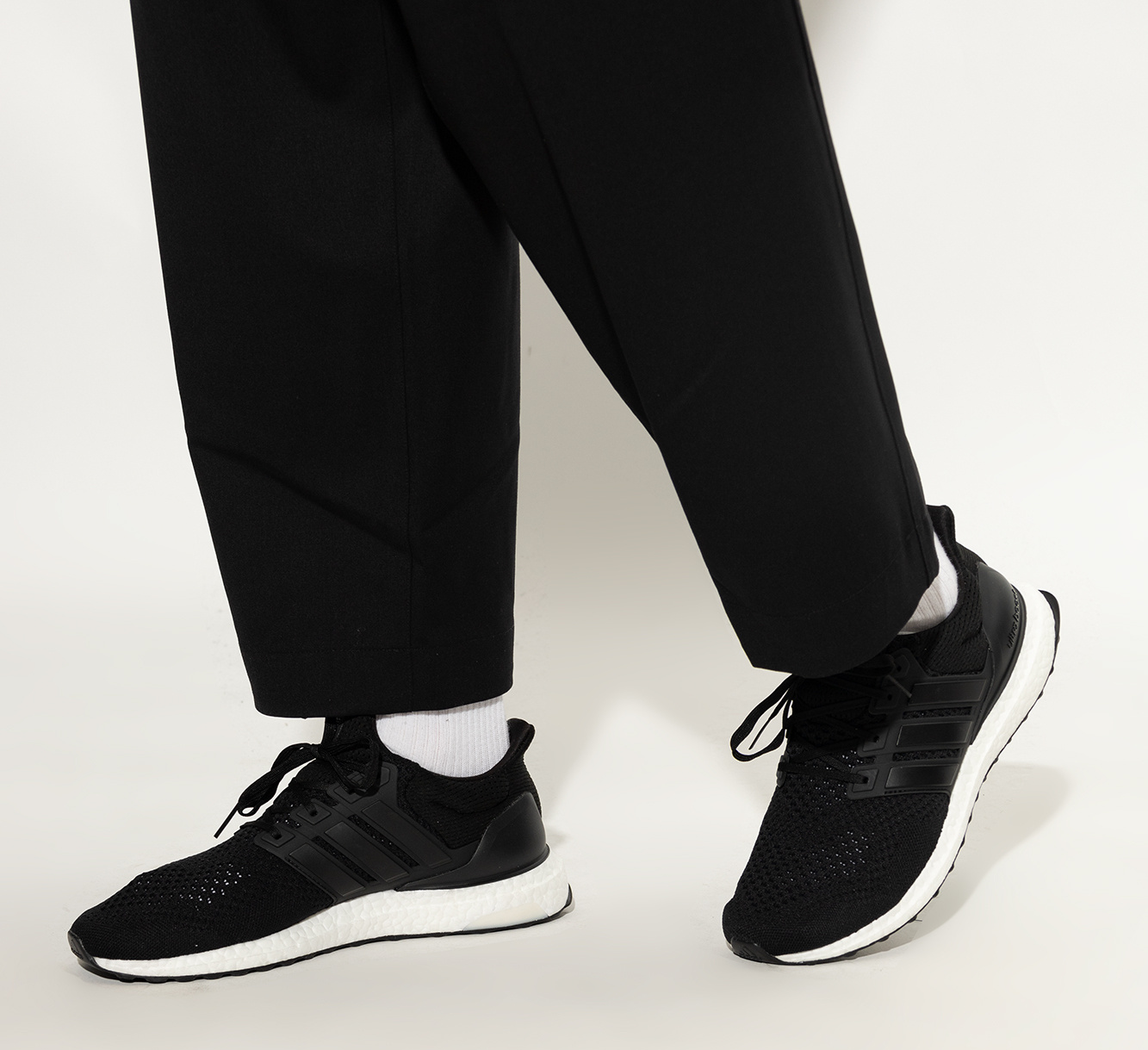 Giay Adidas Ultraboost 1.0 DNA 'Black' HQ4201