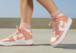 Giay Nike Dunk High Up 'Crimson Bliss' DH3718-107