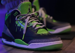 Giay Nike Air Jordan 3 "Doernbecher" FZ3030-919